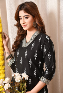 KJTRENDS Women Printed Straight Kurta