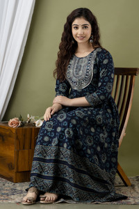 jayleen Women Embroidered Anarkali Kurta