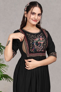 zyqo Women Fit and Flare Black Midi/Calf Length Dress