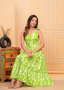Demirner Women Fit and Flare Green Midi/Calf Length Dress