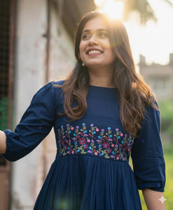 Preetshri Women Embroidered Flared Kurta