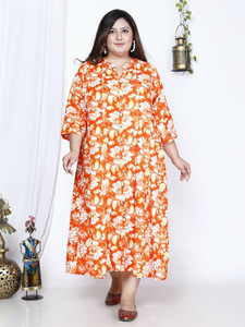 Swasti Women Floral Print Frontslit Kurta