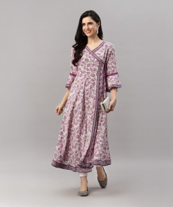 Yash Gallery Women Floral Print Anarkali Kurta