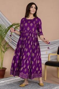 Gujari Women Printed Anarkali Kurta