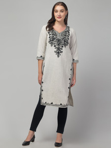 CROWN KING GARMENTS Women Embroidered Straight Kurta