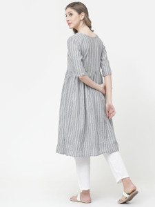 VIVIDH CREATIONS Women Striped A-line Kurta