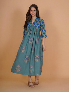 INDIANIC Women Printed Flared Kurta