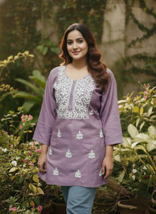 GN Chikan House Women Solid, Embroidered, Chikan Embroidery Straight Kurta