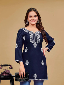 Kalavrund Creation Women Chikan Embroidery Straight Kurta