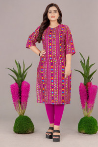 Raghav Silk Studio Women Printed Straight Kurta