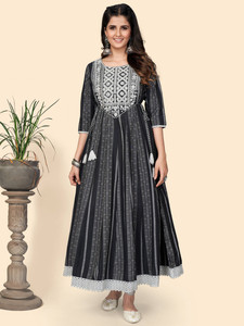 VBUYZ Women Printed Anarkali Kurta