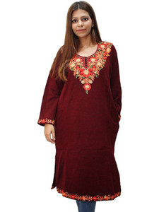 Hautemoda Women Embroidered Straight Kurta