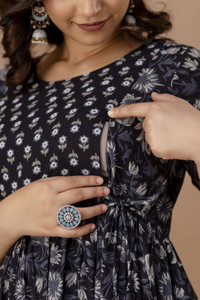NAHIKO Women Printed Anarkali Kurta