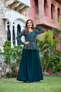 GRISHU COLLECTION Women Embroidered Flared Kurta