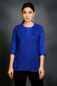LucknowiPoshak Women Embroidered Straight Kurta