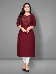 Hetsa Women Embroidered Straight Kurta