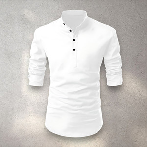 Svatantra Men Solid Straight Kurta