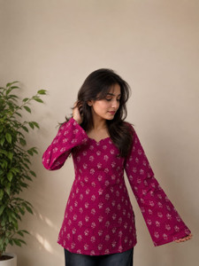 Kurvee Women Printed Straight Kurta