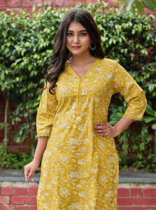 Tabeedah Women Printed A-line Kurta