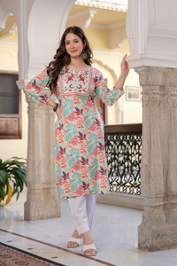 PRISCA Women Floral Print Straight Kurta