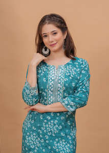 KJFAB Women Printed Straight Kurta