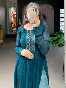 Shaloka Women Embroidered High Low Kurta