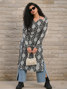 Valveera Women Printed Straight Kurta