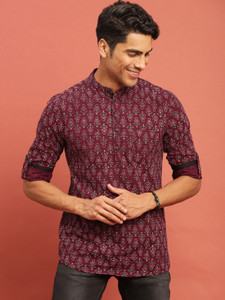 Taavi Men Printed Straight Kurta