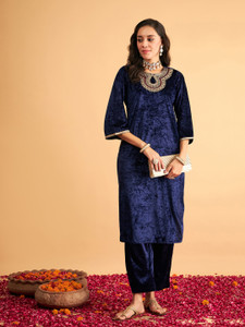Shae by SASSAFRAS Women Embroidered Straight Kurta