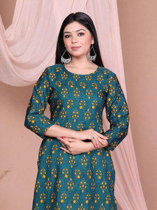 BIBHATSU Women Floral Print Straight Kurta