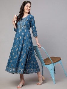 Saabhi Women Embroidered Anarkali Kurta
