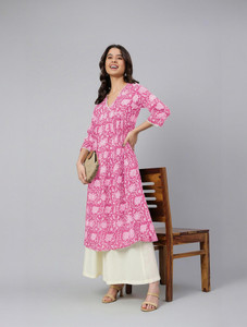 Janasya Women Floral Print Flared Kurta