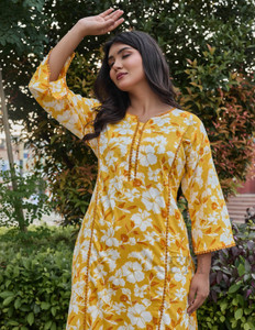 Tabeedah Women Printed A-line Kurta