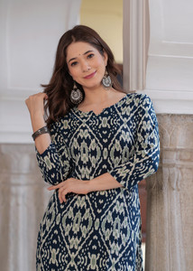 BKApparels Women Printed Straight Kurta