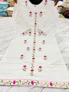 M.A ENTERPRISES Women Floral Print A-line Kurta