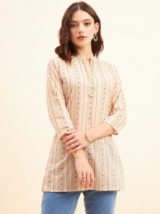 Neesh Women Printed Straight Kurta