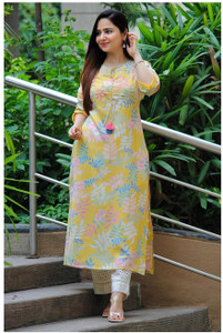 Sa Rasa Women Floral Print Straight Kurta