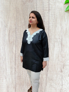 Madhoo Women Self Design Straight Kurta