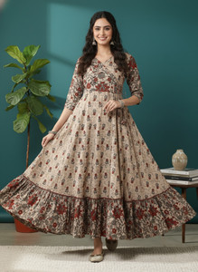 Sa Rasa Women Printed Anarkali Kurta