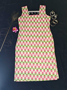SHIRSHA TEXTILE Women Floral Print Straight Kurta