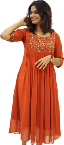 movetofashion Women Embroidered Anarkali Kurta