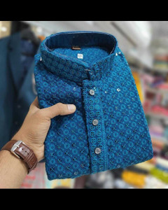 CRYSTALREVENUE Men Chikan Embroidery Straight Kurta