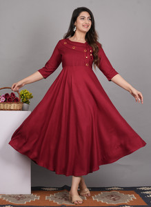 Puebell Women Solid Flared Kurta
