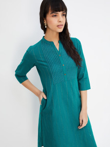 MAX Women Solid Straight Kurta