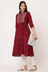 Amudee Fashion Women Embroidered Straight Kurta