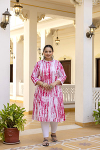 RopaDeModa Women Dyed/Ombre A-line Kurta