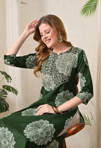 BKApparels Women Embroidered Straight Kurta