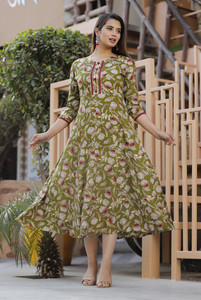Arangetram Women Embroidered Anarkali Kurta