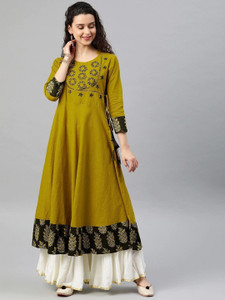 Yash Gallery Women Embroidered Flared Kurta