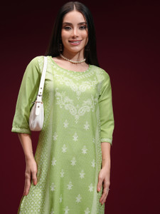 KETCH Women Paisley Straight Kurta